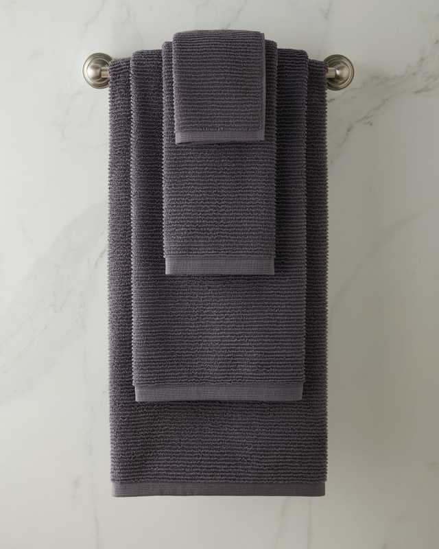 Aman Bath Towel