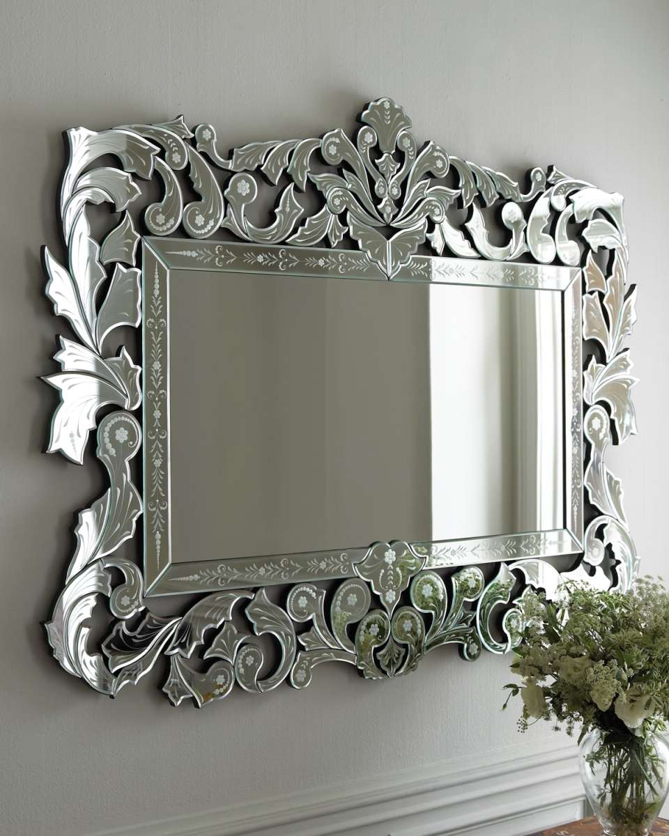 Giorgia Mirror
