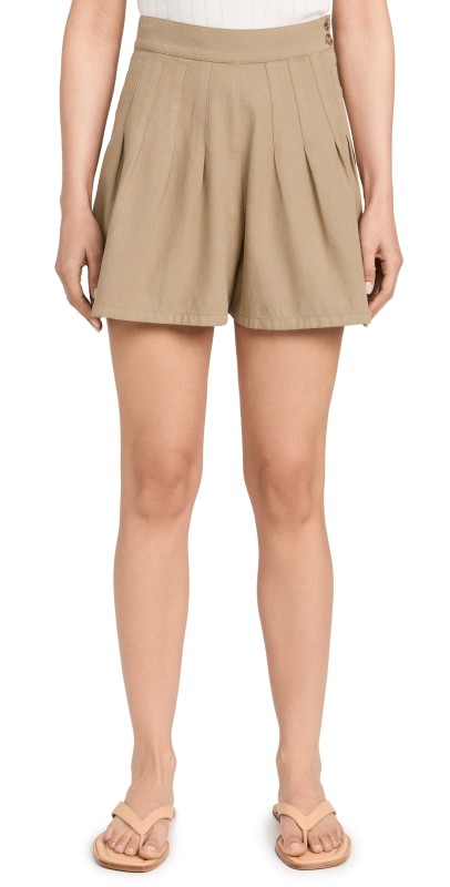 THE GREAT. The Pleated Shorts Brush