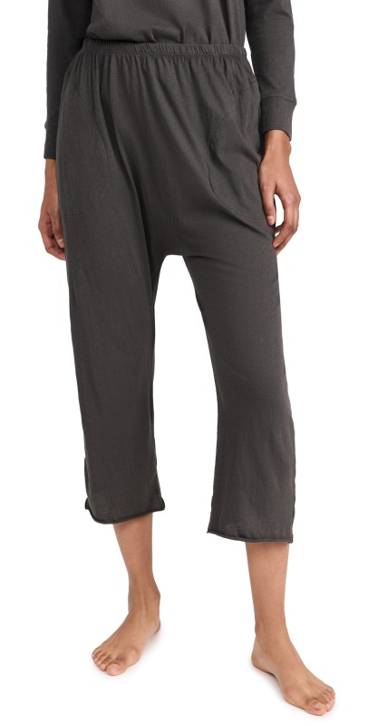 THE GREAT. The Lounge Crop Pants Washed Black