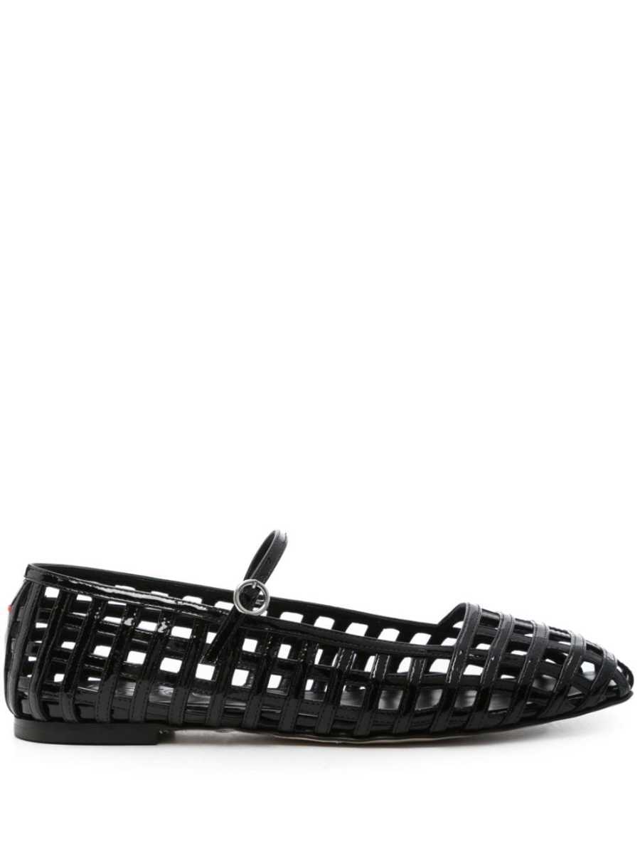 Uma ballet flats