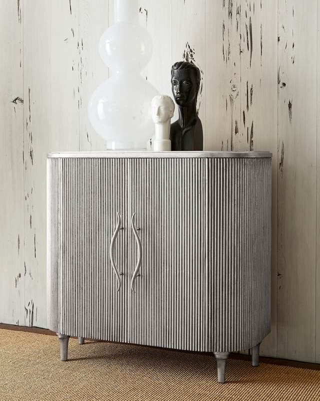 Lavaliere Cabinet