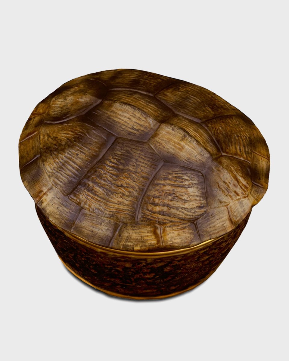 Turtleshell-Lidded Candle