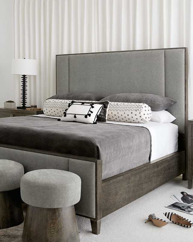 Linea Vertical Panel