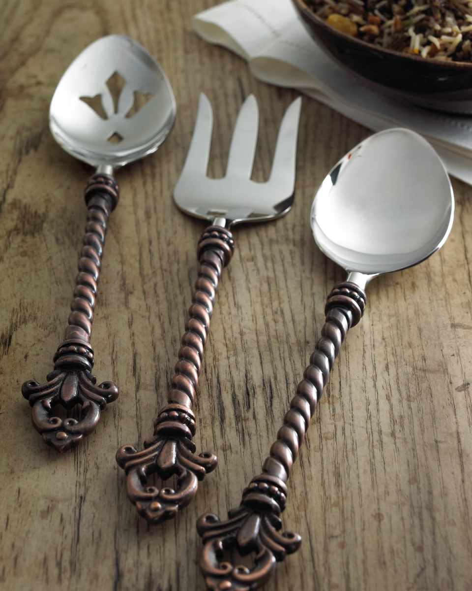 Three-Piece Fleur-de-Lis Hostess Set