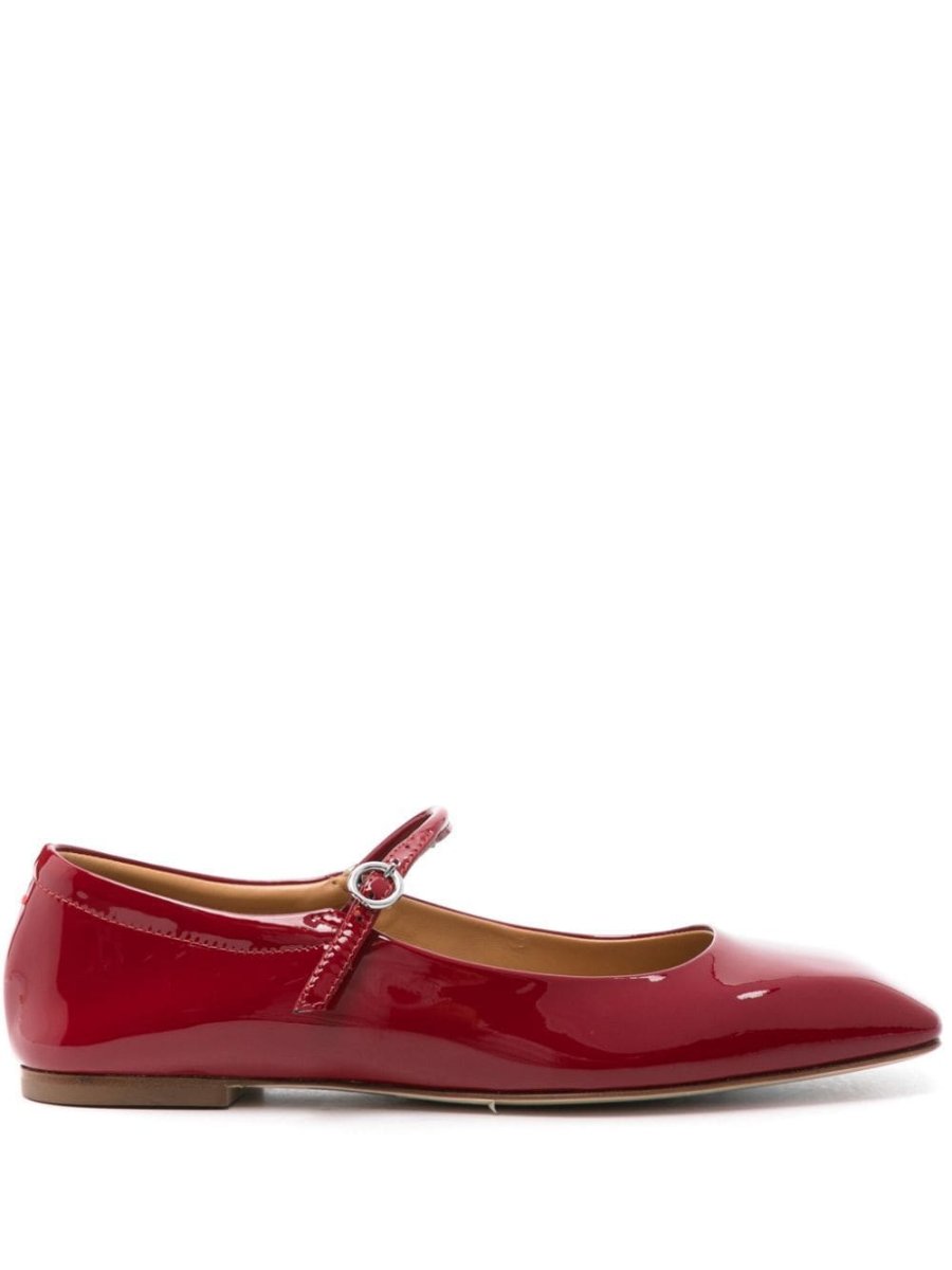 Uma ballet flats