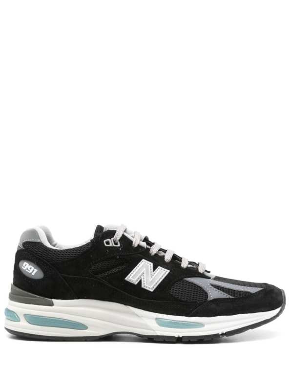 991v2 sneakers