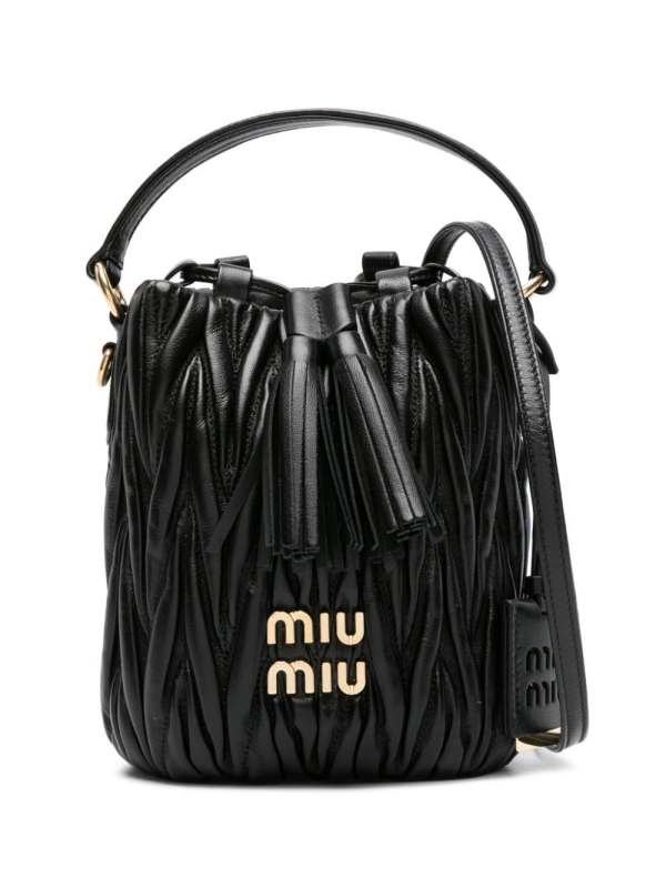 logo-lettering matelassé bucket bag