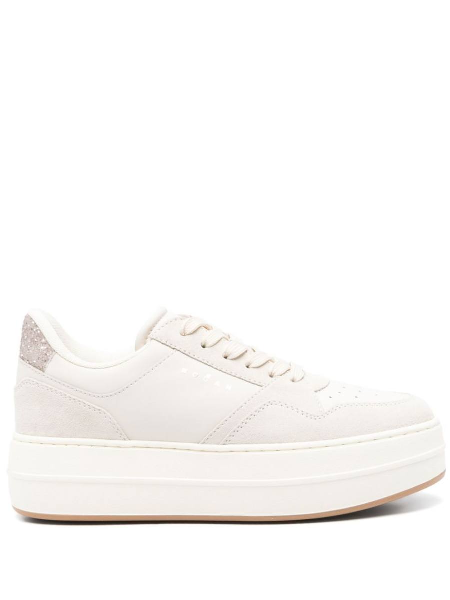 H670 sneakers