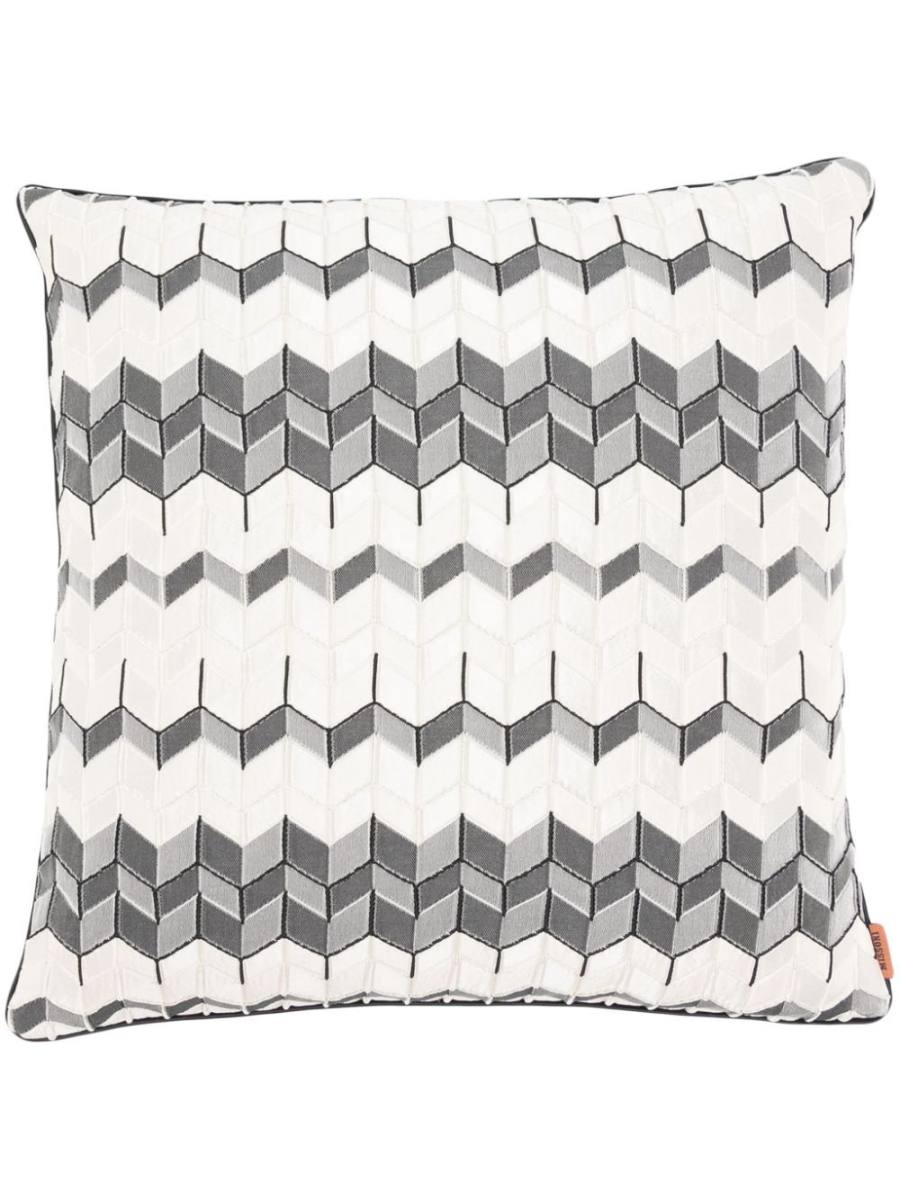 Tread zigzag cushion (40cm x 40cm)