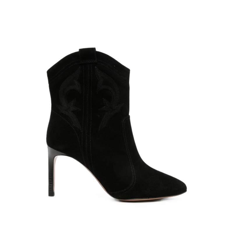 Ba & sh Shoes