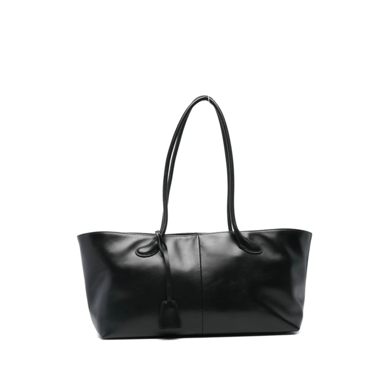 Low Classic Leather Shoulder Bag