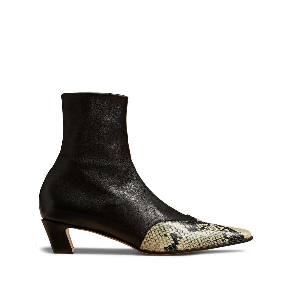 Khaite The Neveda Leather Boots