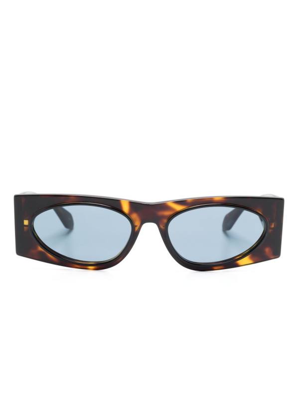 tortoiseshell-effect sunglasses
