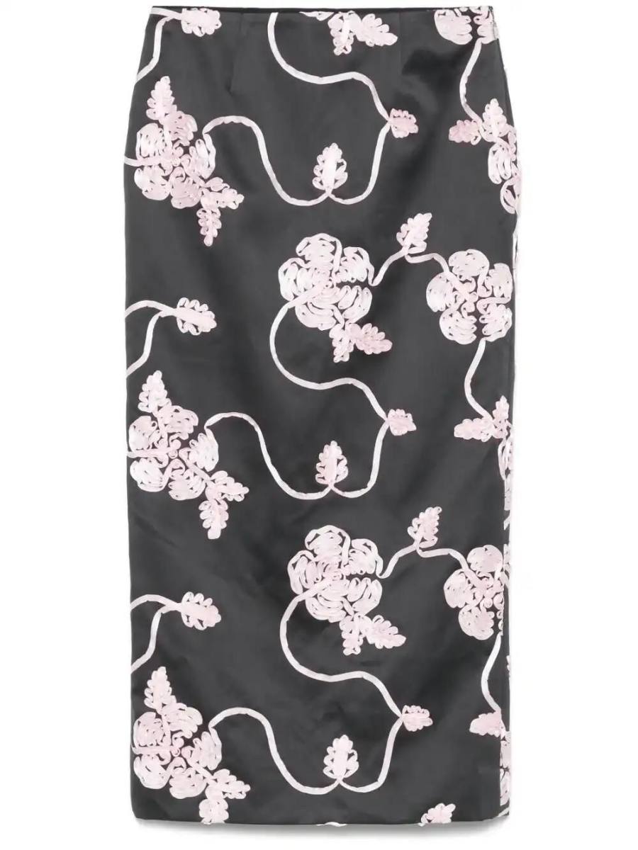 appliqué pencil skirt