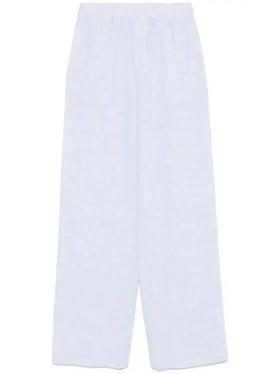 linen trousers