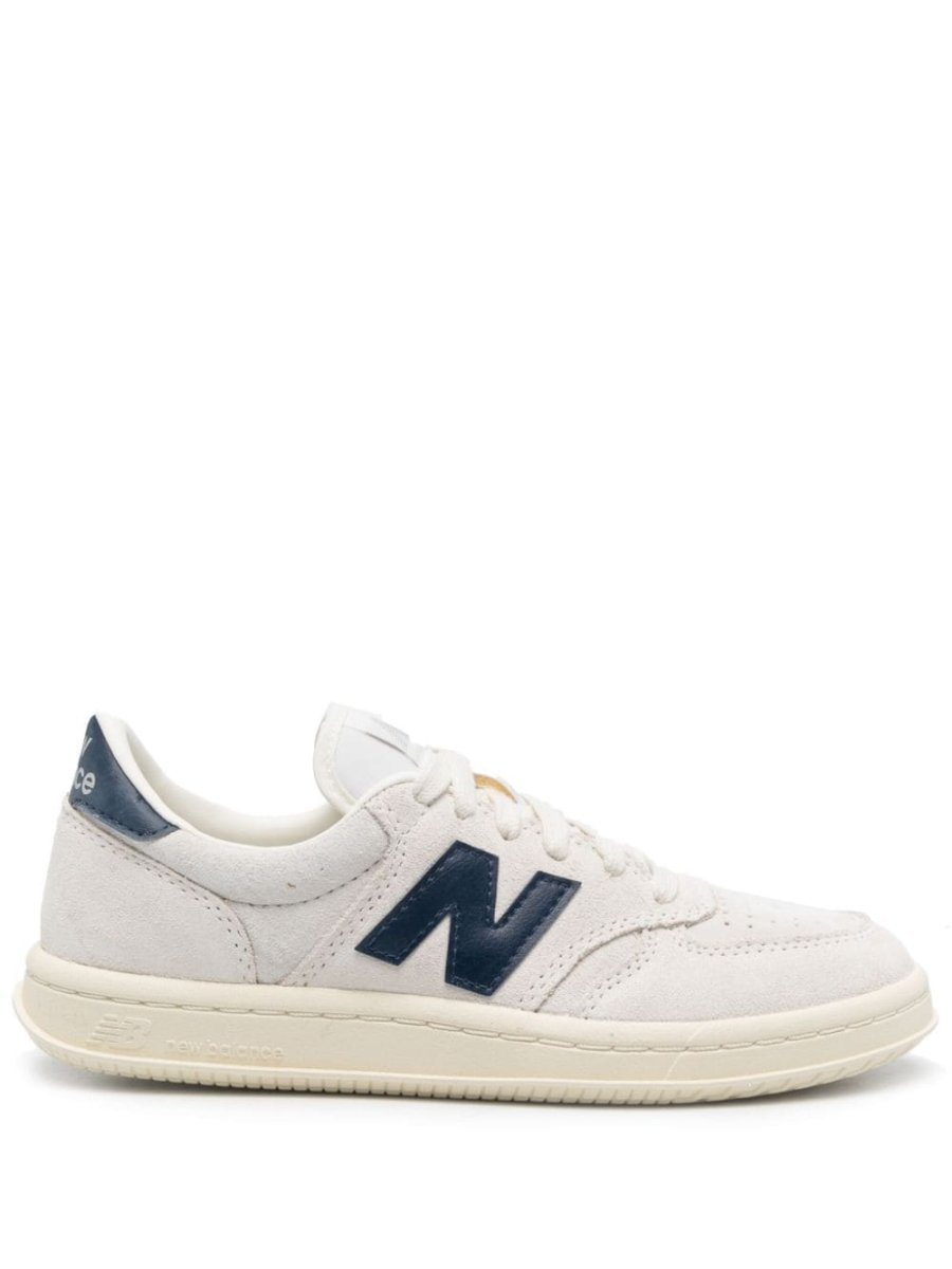 T500 sneakers