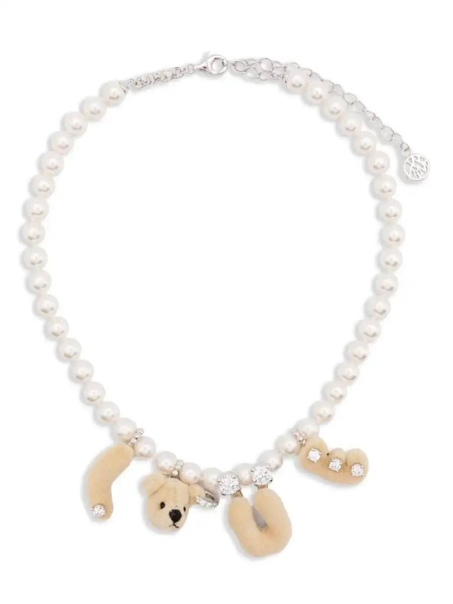 bear-motif necklace