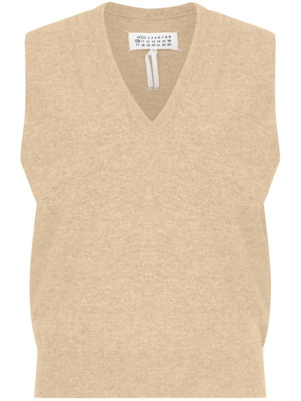 knit V-neck vest