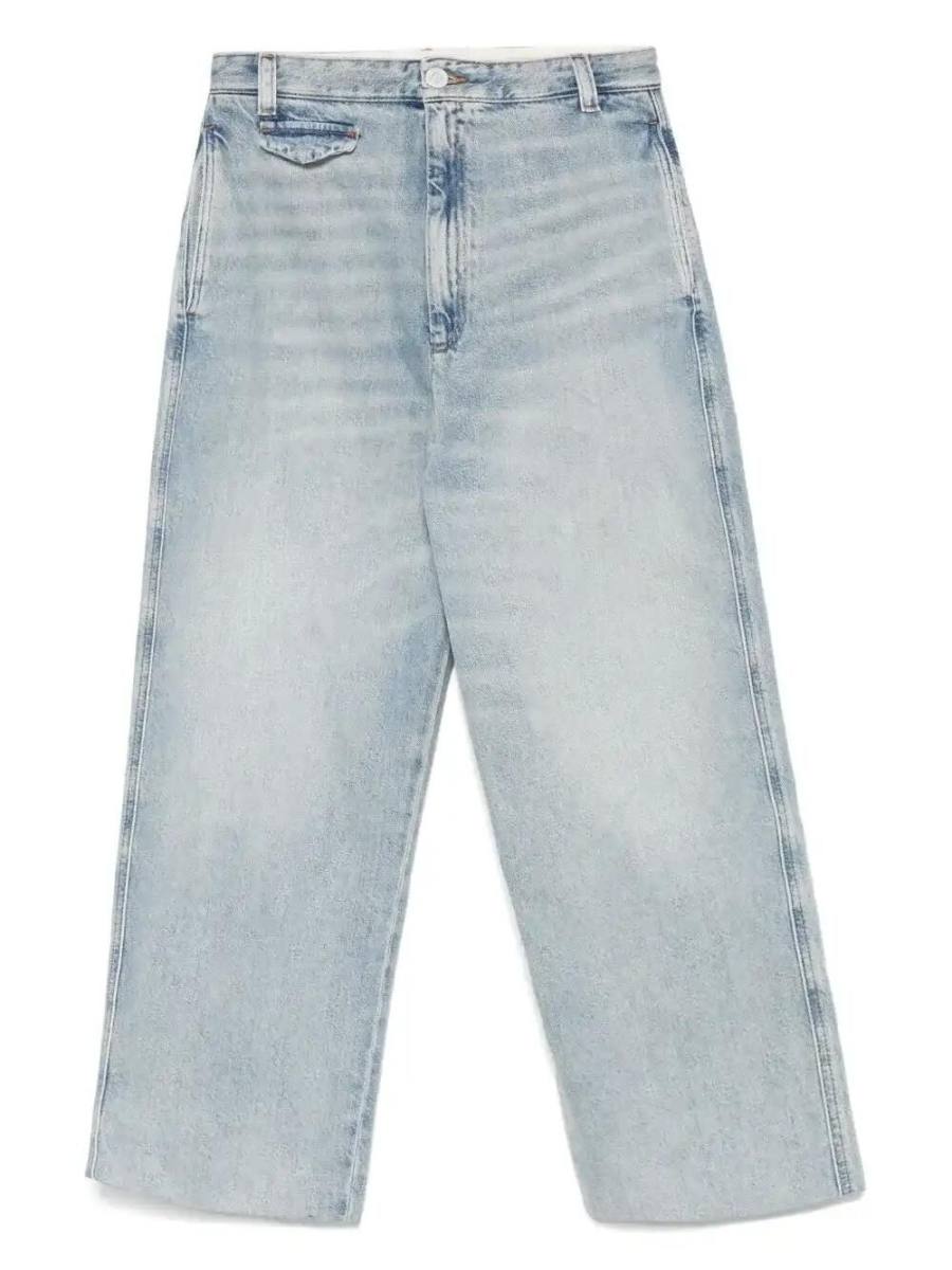 tapered jeans