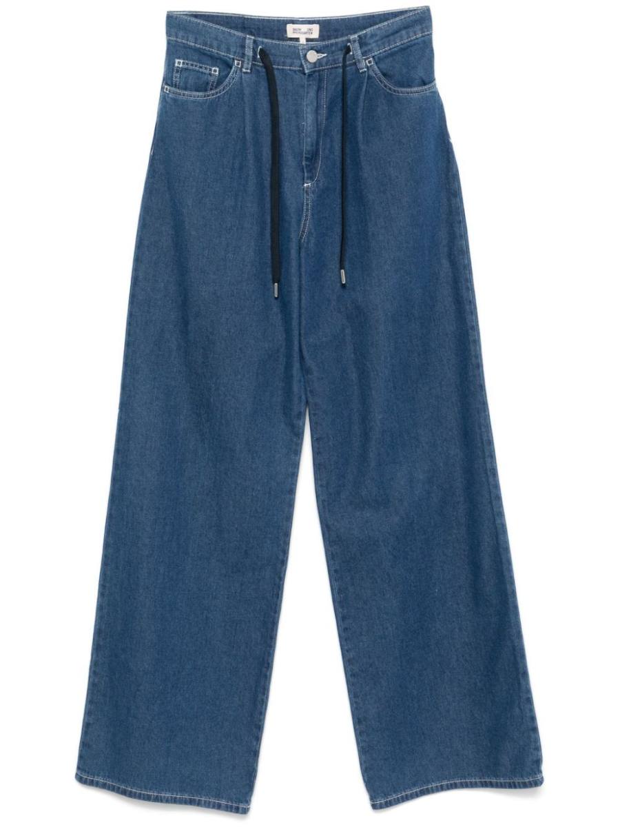 wide-leg jeans