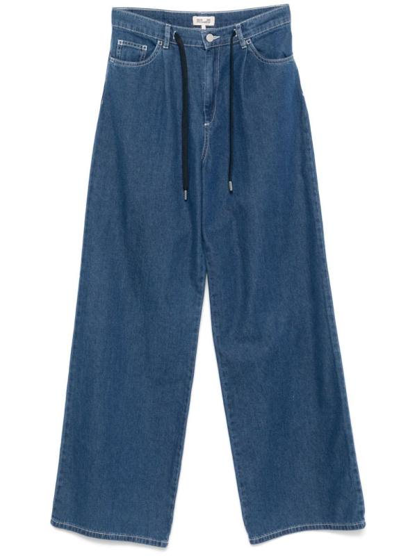 wide-leg jeans