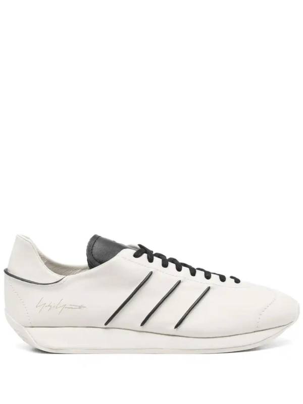 Country sneakers