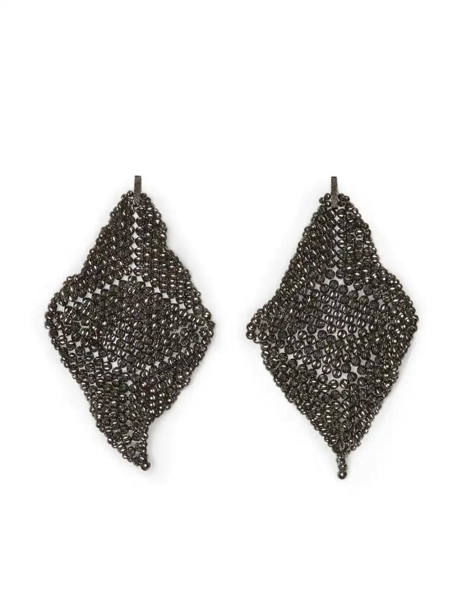drop earrings