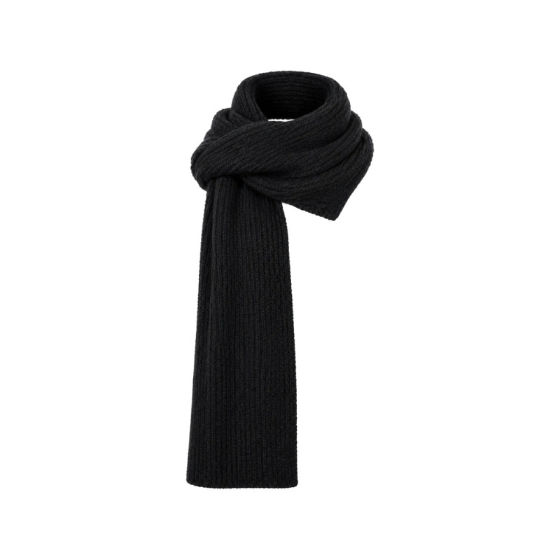 Low Classic Fuzzy-knit Ribbed Scarf