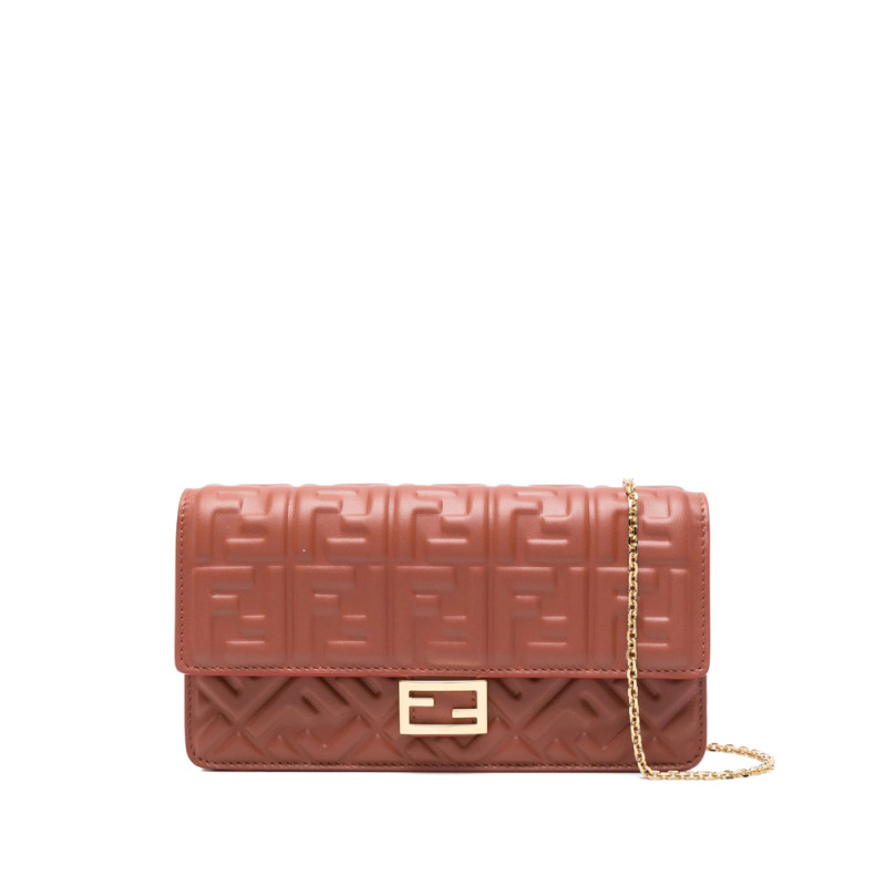 Fendi Baguette Logo-plaque Quilted Clutch Bag
