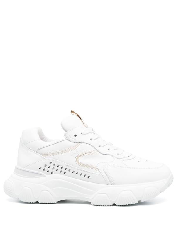 Hyperactive low-top sneakers