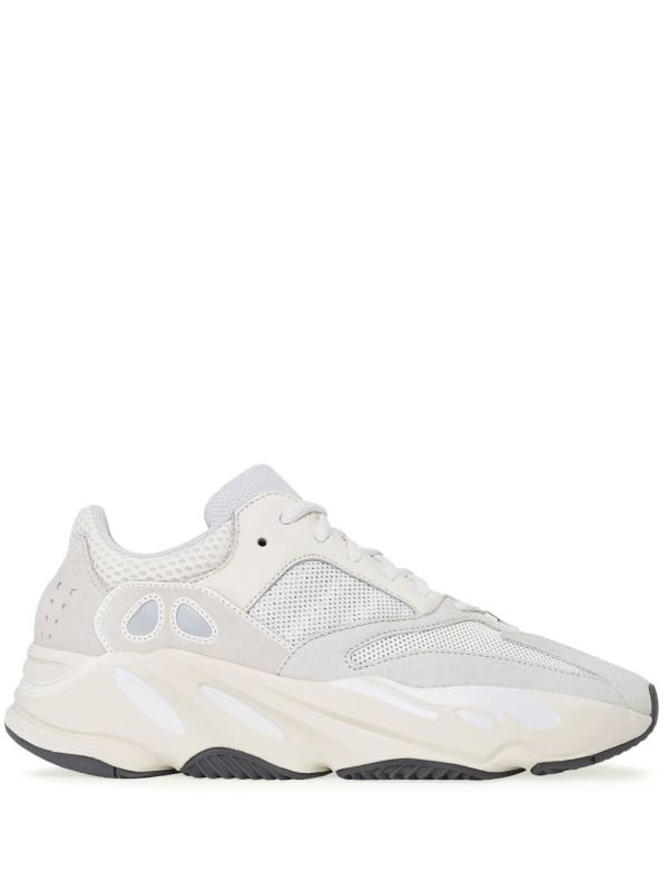 Yeezy Boost 700 Analog sneakers