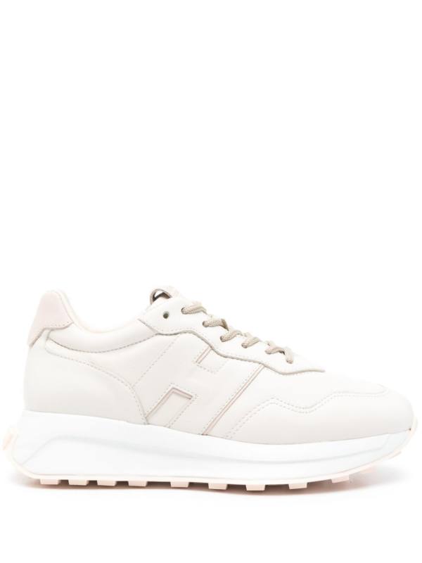 H641 sneakers