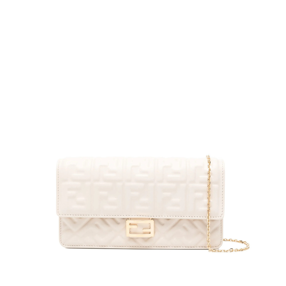 Fendi Baguette Logo-plaque Quilted Clutch Bag