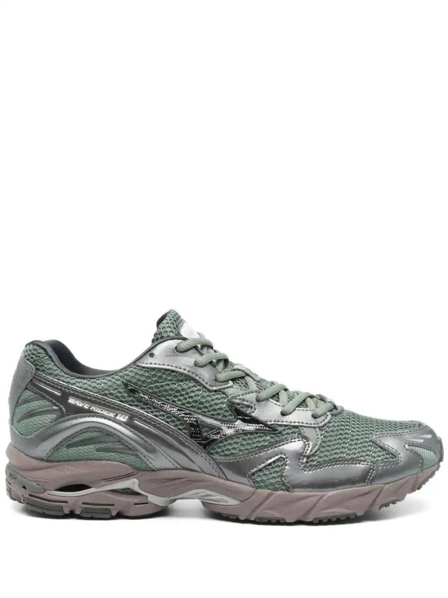 Wave Rider 10 sneakers