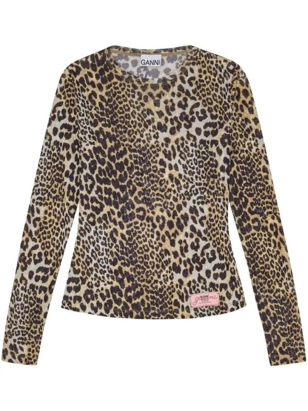 leopard-print top
