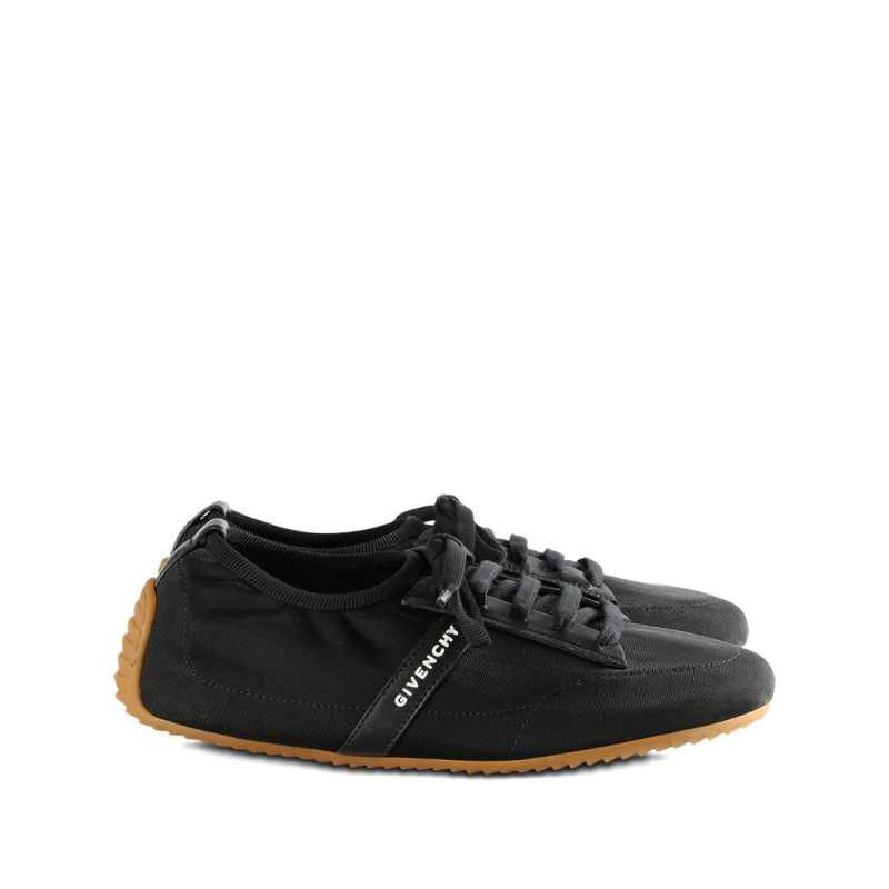Givenchy Slim Lace-up Sneakers