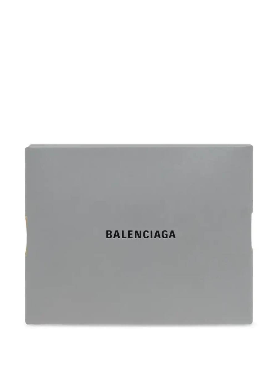 Box clutch bag