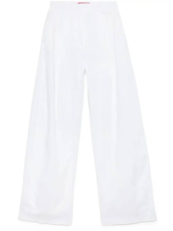 pleated trousers
