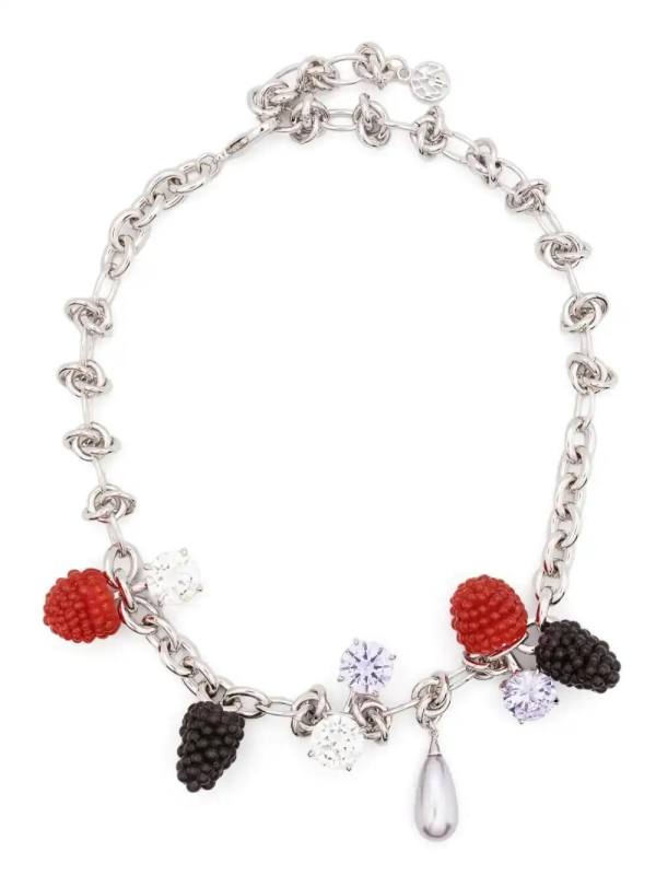 berried necklace