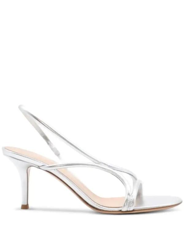 round-toe leather sandals