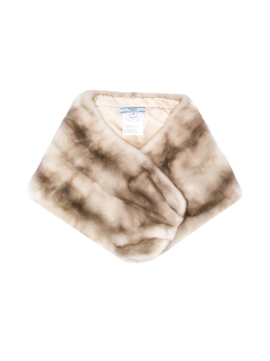 fur bolero-style scarf