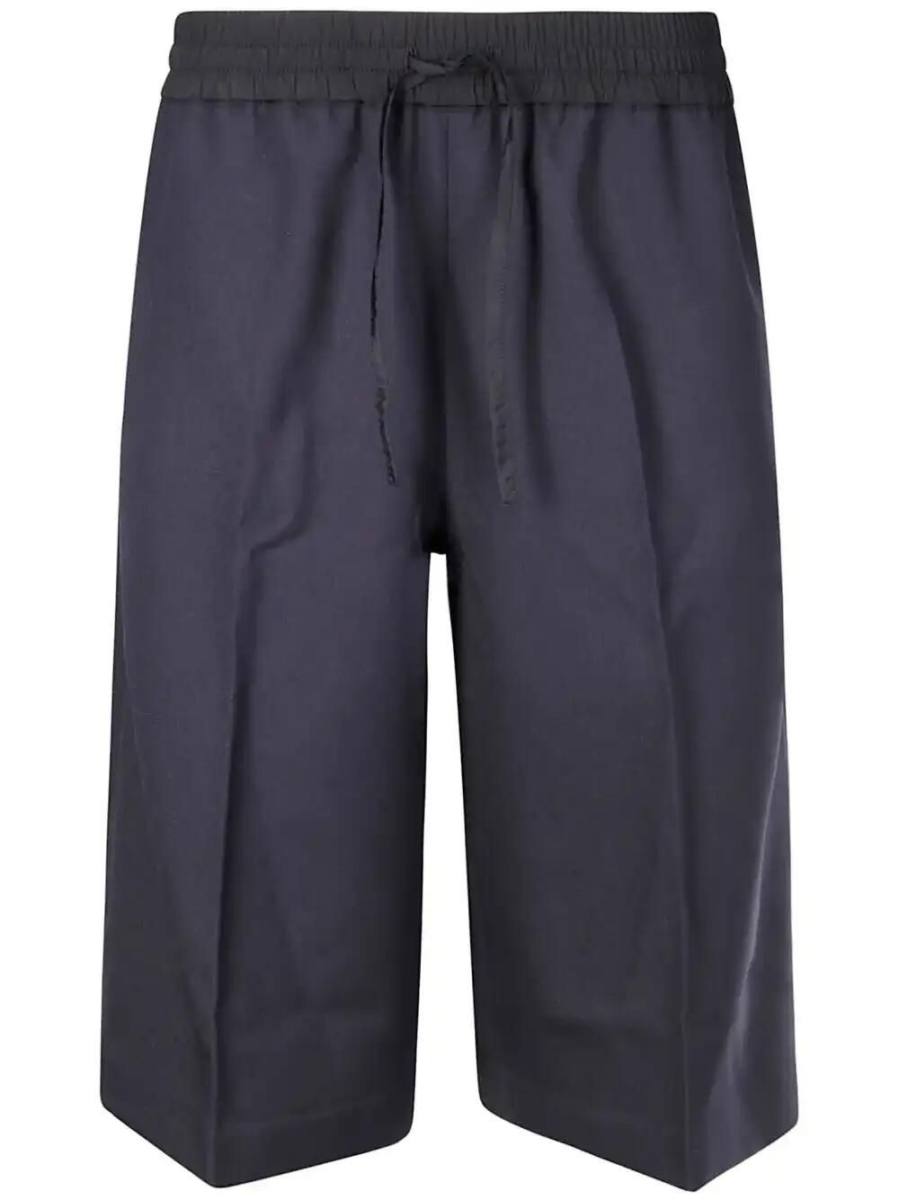 knee-length shorts