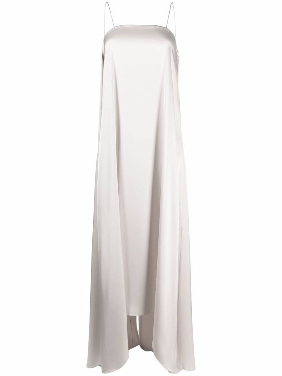 sleeveless flared dress
