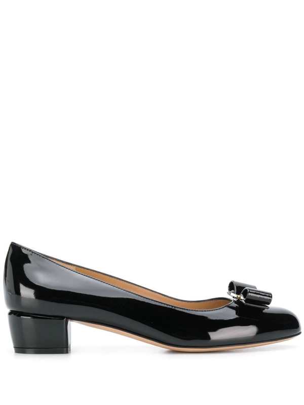 bow detail pumps