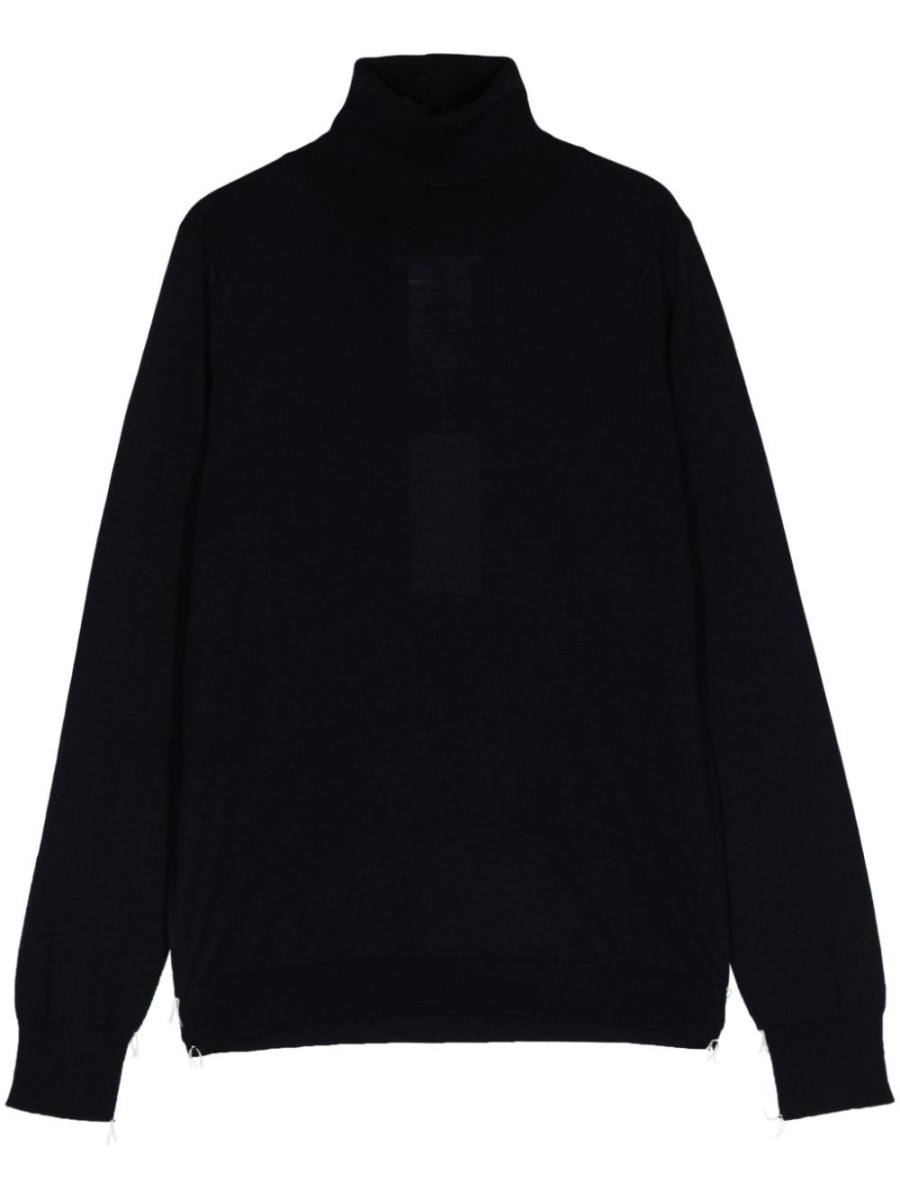 four-stitch sweater