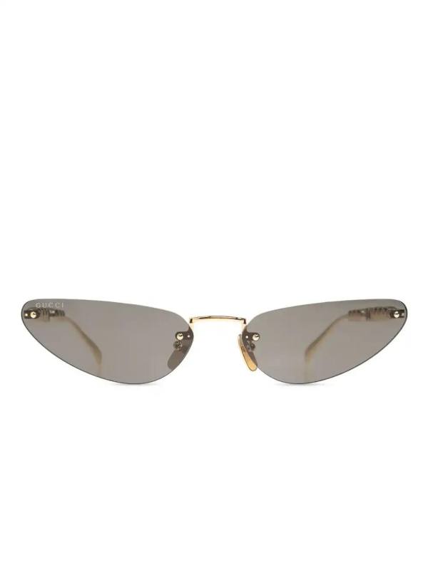 cat-eye sunglasses