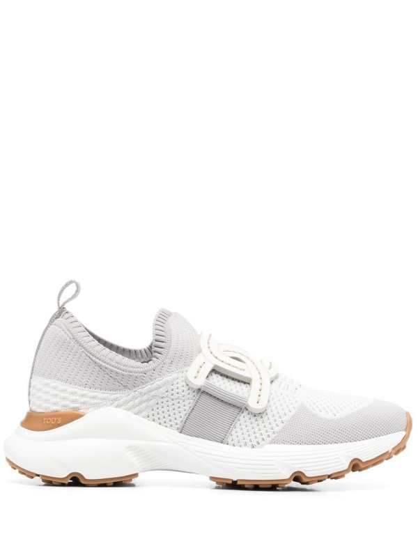 low-top sneakers
