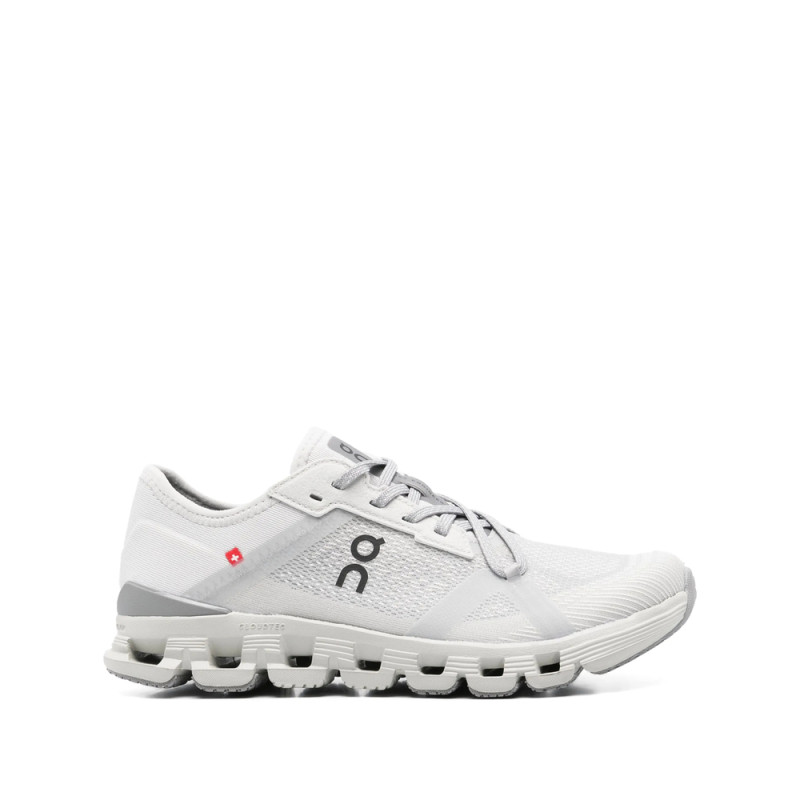 On Running Cloud X 4 Sneakers