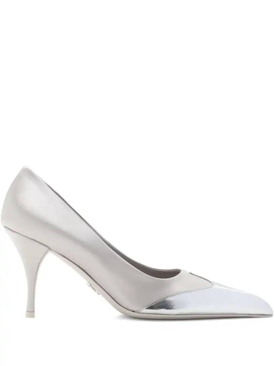 metallic-toecap pumps